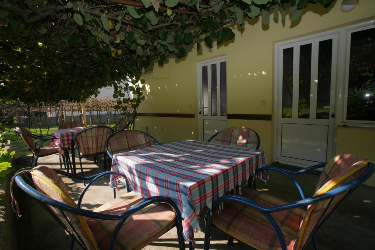 Stevovic Apartments Tivat Bagian luar foto