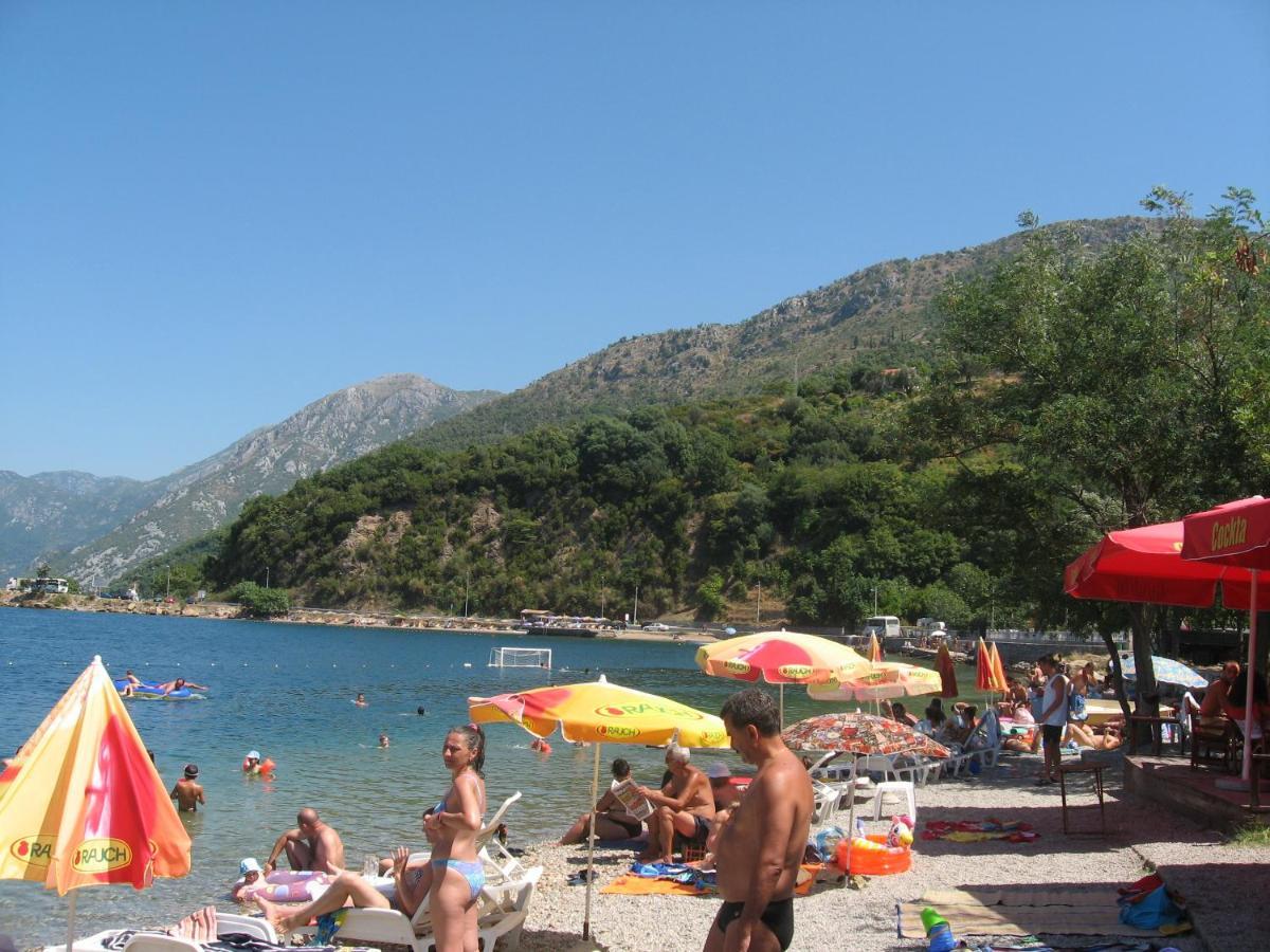 Stevovic Apartments Tivat Bagian luar foto