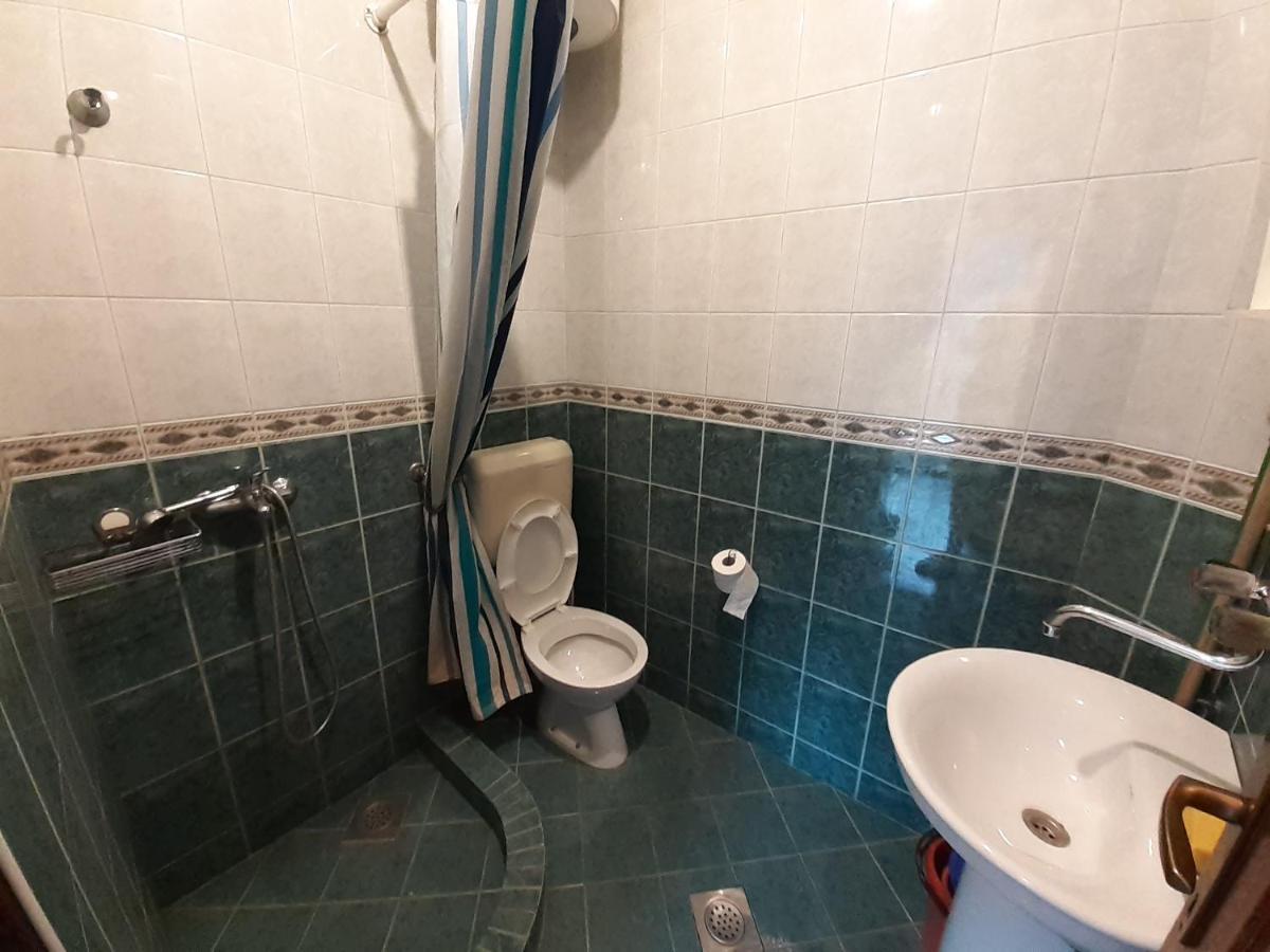 Stevovic Apartments Tivat Bagian luar foto