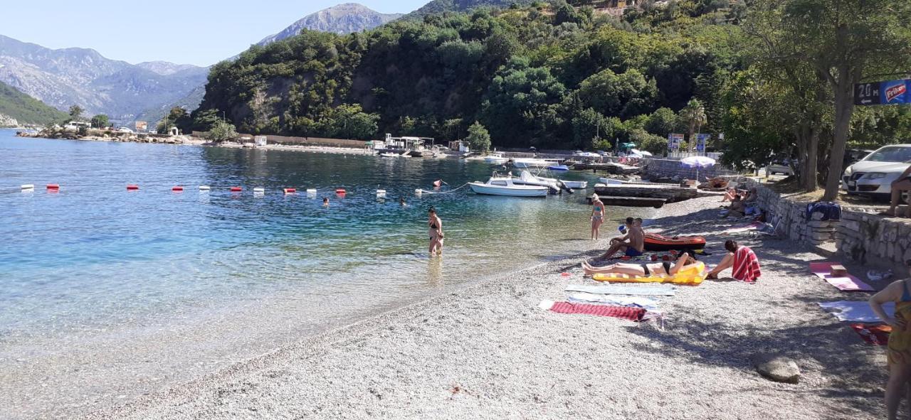 Stevovic Apartments Tivat Bagian luar foto