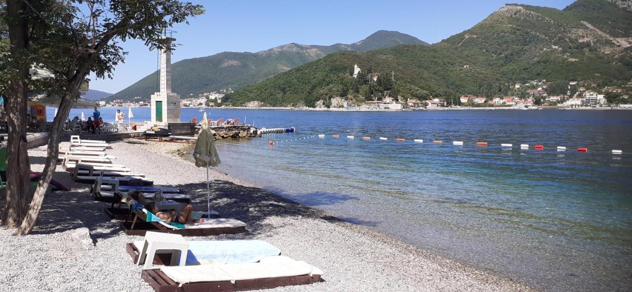 Stevovic Apartments Tivat Bagian luar foto